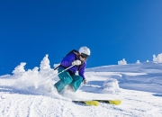 开云平台-冰火对决，吉林队完胜深圳，利拉德式火热状态点燃赛场