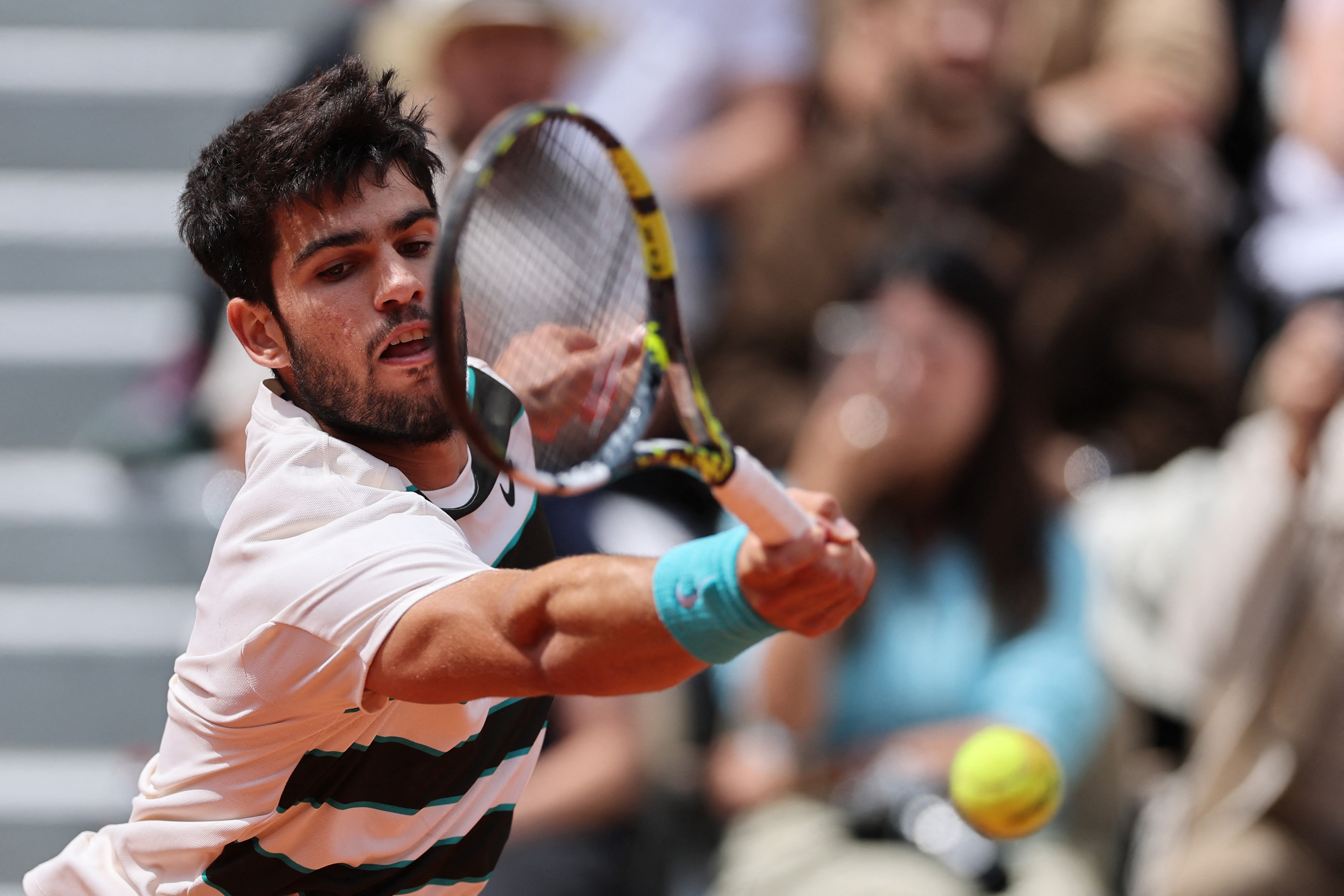 法国网球队强势意大利网球队，阿尔卡拉斯打破历史纪录的简单介绍