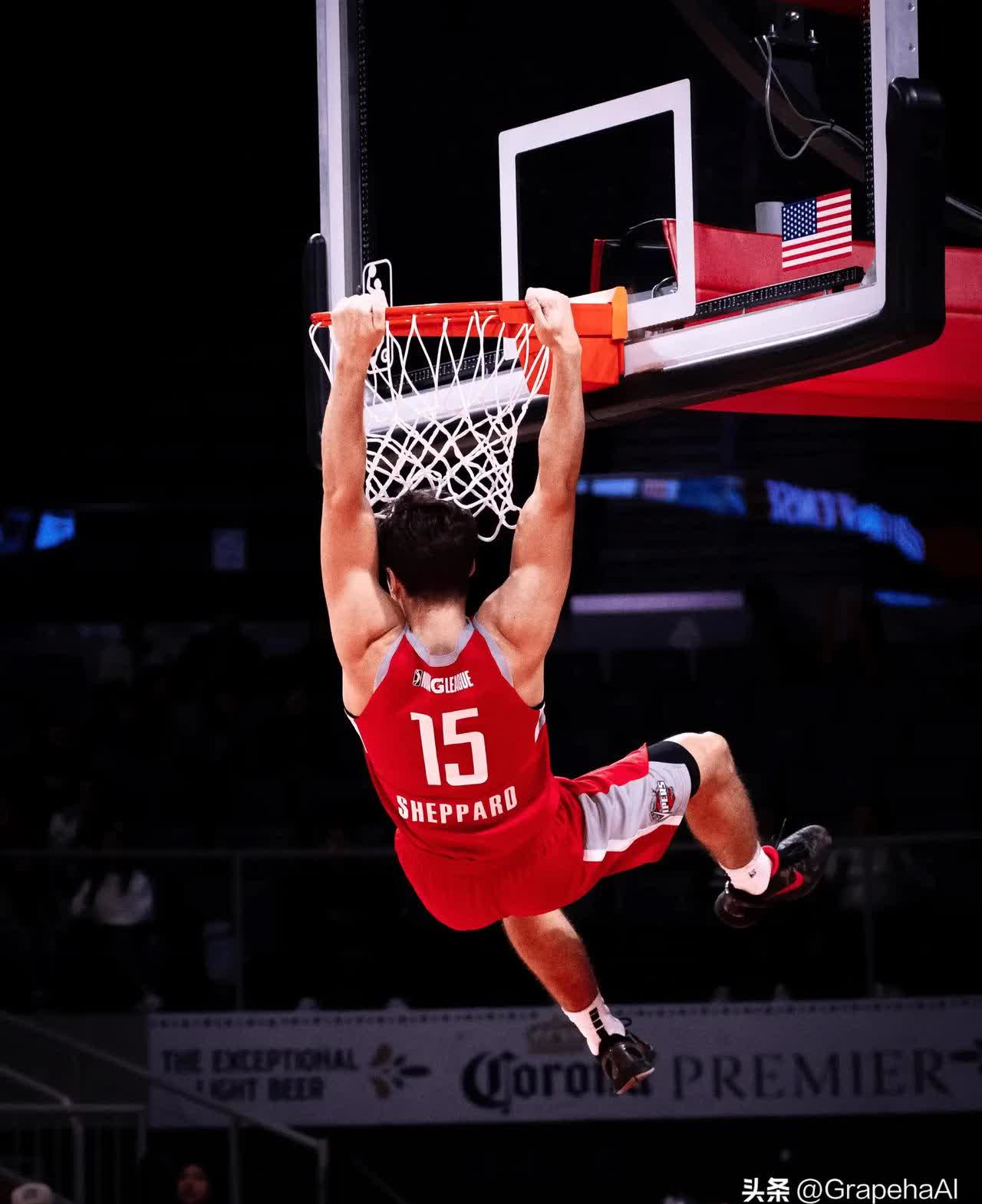 关于中国男篮轻取美国男篮，波特高光表现的信息