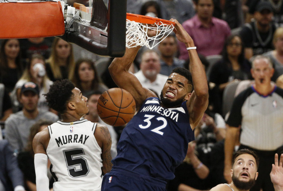 非洲球员身手敏捷，成抢眼新星的简单介绍