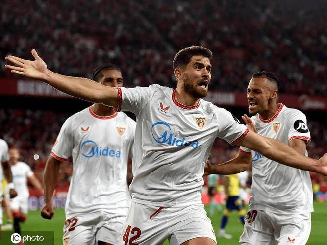 塞维利亚客场取胜，稳定在联赛前三的简单介绍