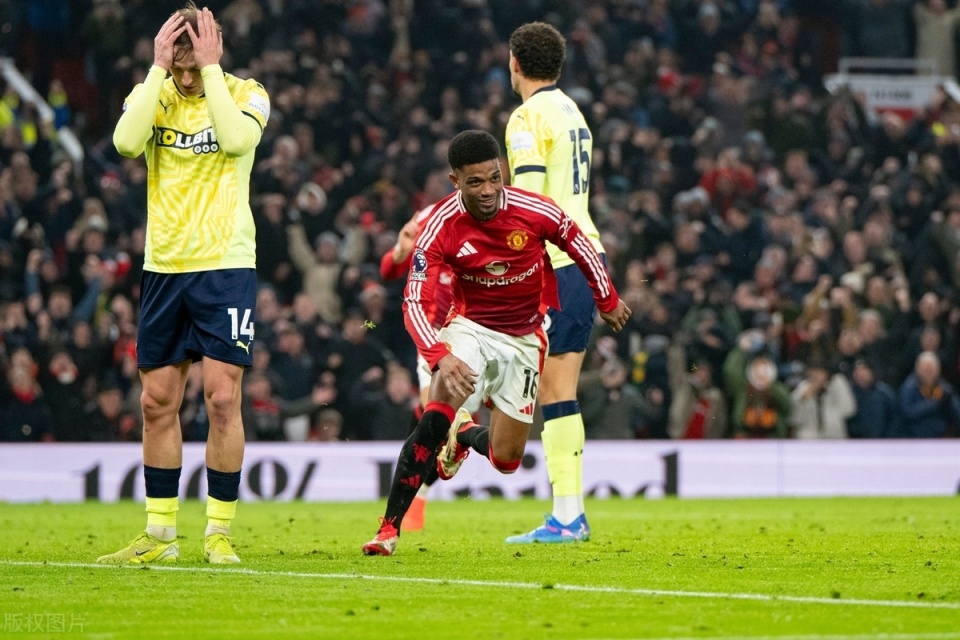 阿森纳险胜塞维利亚，穆勒完成帽子戏法的简单介绍