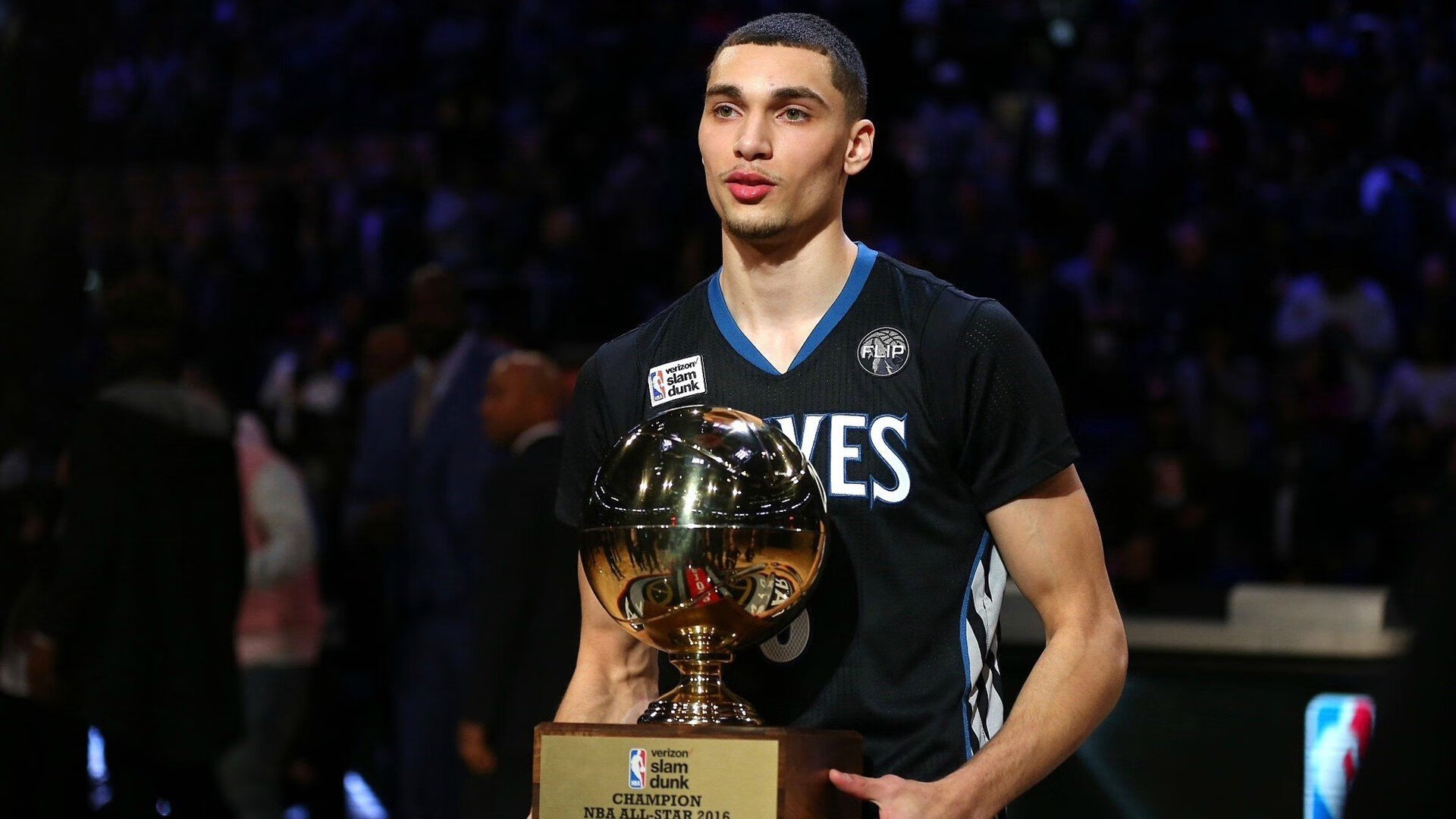 绝境重生，伦纳德率上海队上演惊天逆转，击碎广州队胜利曙光